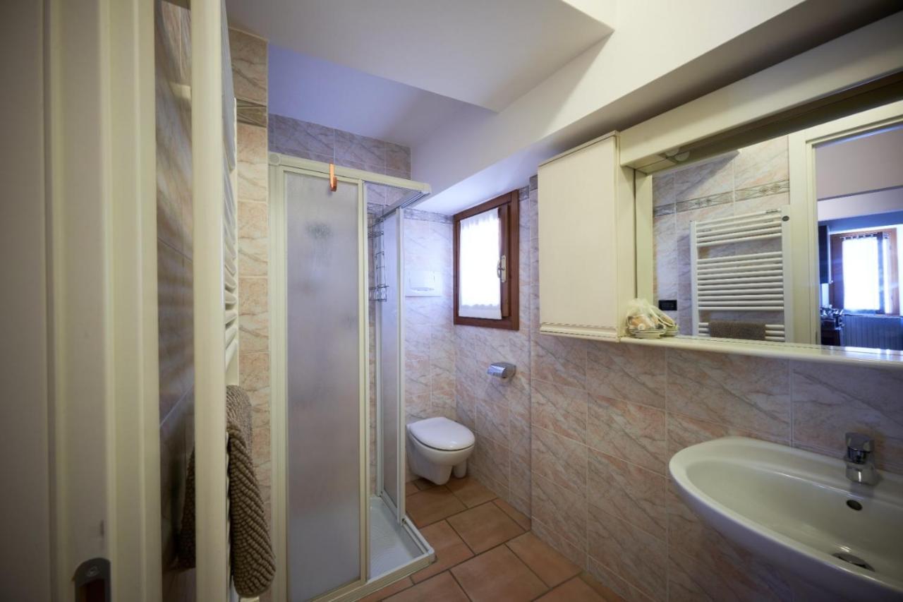 Porto Valentino 2 Apartman Sirmione Kültér fotó