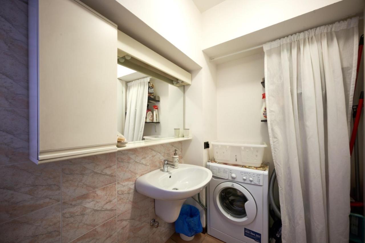 Porto Valentino 2 Apartman Sirmione Kültér fotó