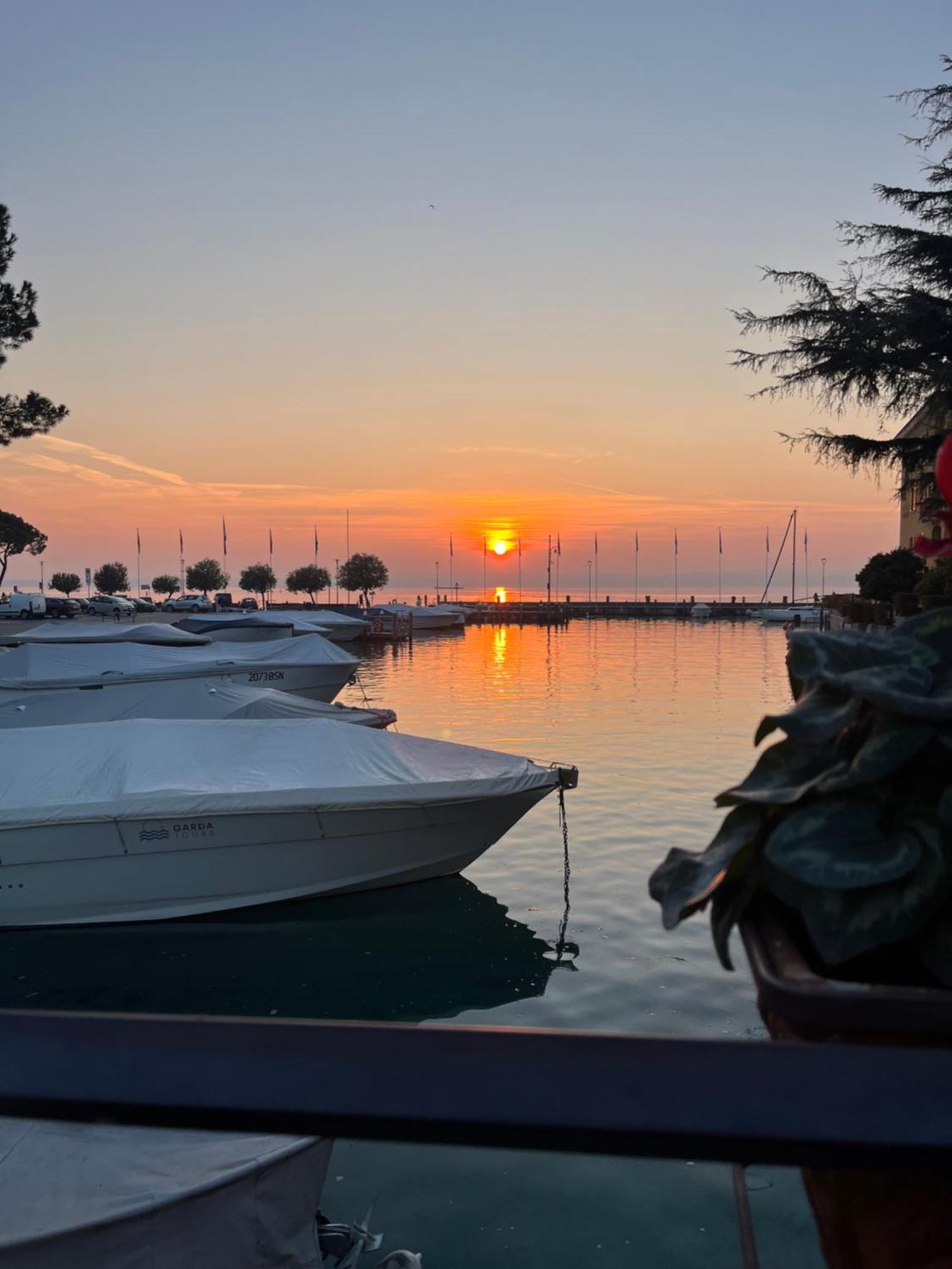 Porto Valentino 2 Apartman Sirmione Kültér fotó